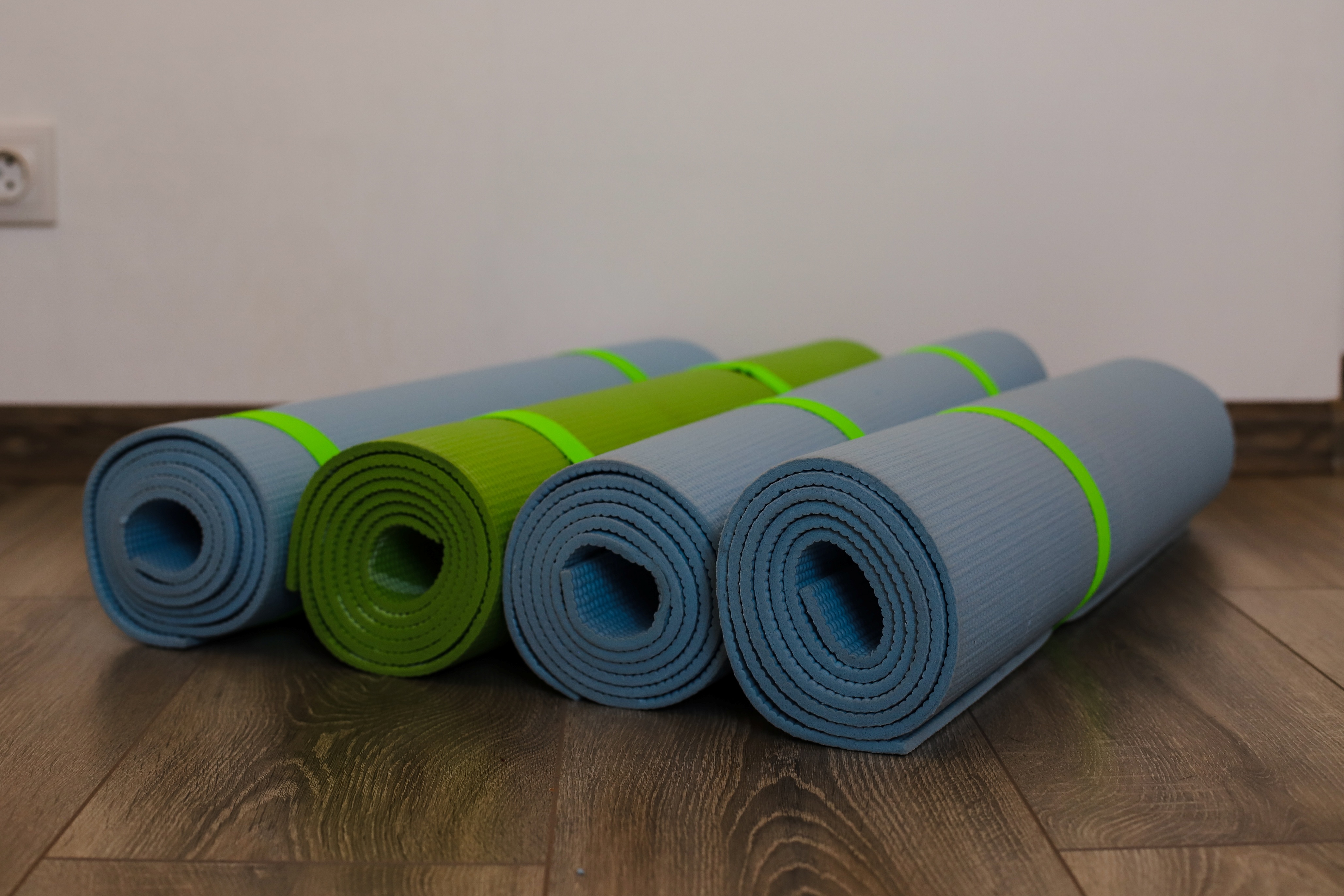 Как выбрать коврик для фитнеса и йоги