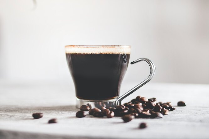 Эксперт по здоровому питанию рассказал, можно ли пить кофе на голодный желудок
