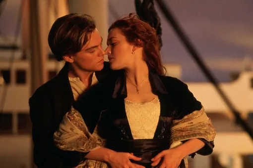 Ночной кошмар: Кейт Уинслет раскрыла откровенные подробности поцелуя с Ди Каприо на схемках «Титаника»