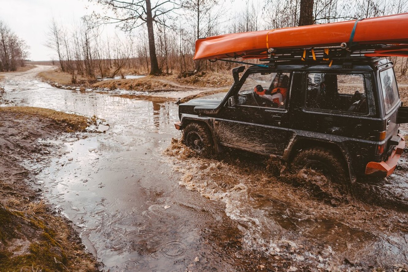 Автоэксперты назвали 4 случая, когда водители нечаянно убивают генератор в  машине