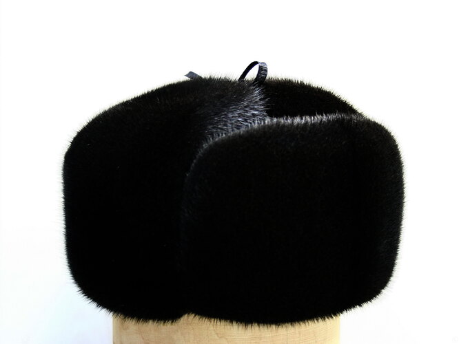 С чем носить стильную мужскую шапку ушанку - Новая Самара