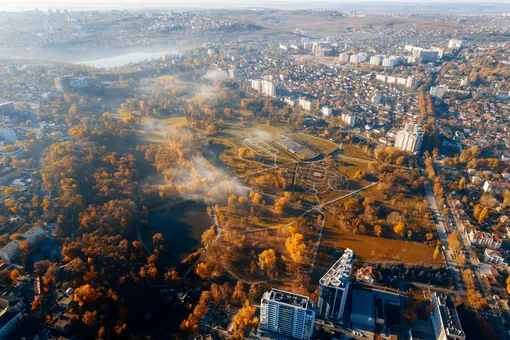 Москва пережила самую теплую осень в истории. Такой погоды не было за все время наблюдений