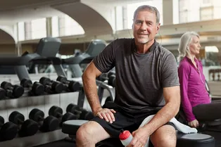20-минутная тренировка для мужчин старше 50 лет: 5 эффективных упражнений