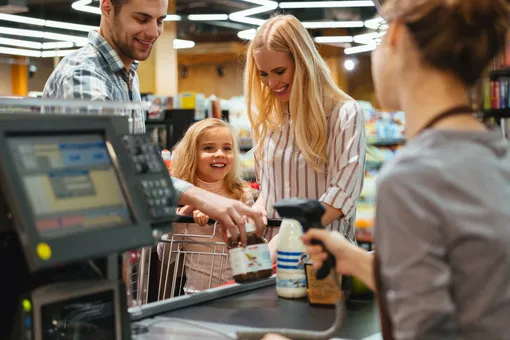 Просроченные продукты исчезнут из магазинов: их запретят пробивать