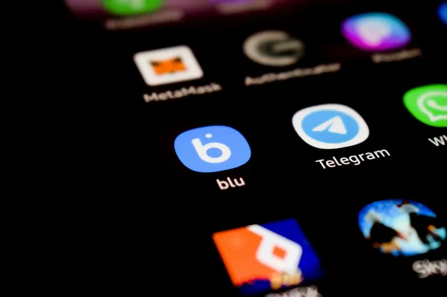 Telegram снова тормозит: что известно о сбое мессенджера в России