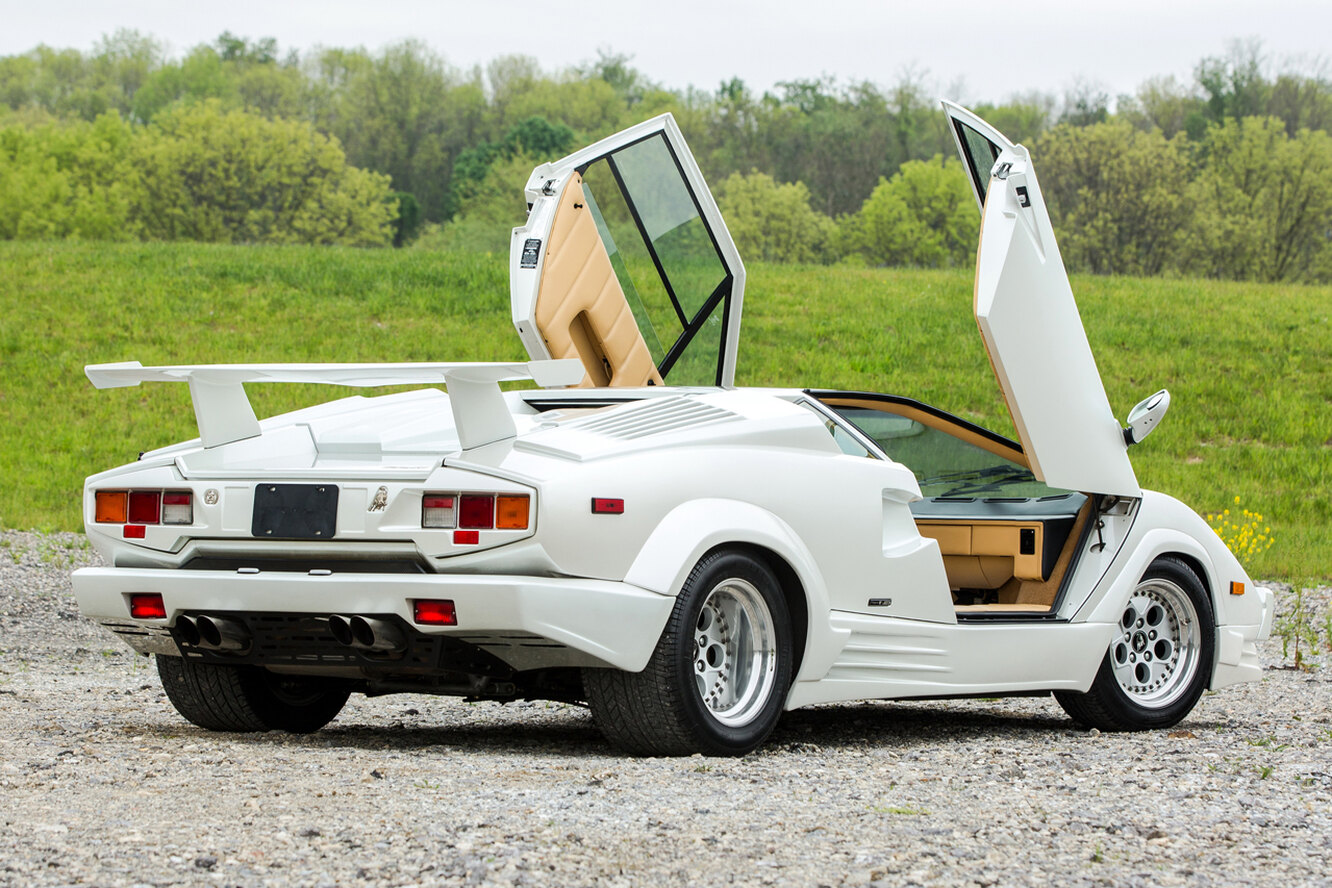 Lamborghini Countach lp800