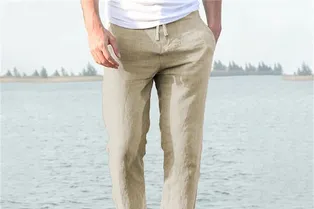 Такие брюки — признак плохого вкуса: избавьтесь от этих 5 моделей