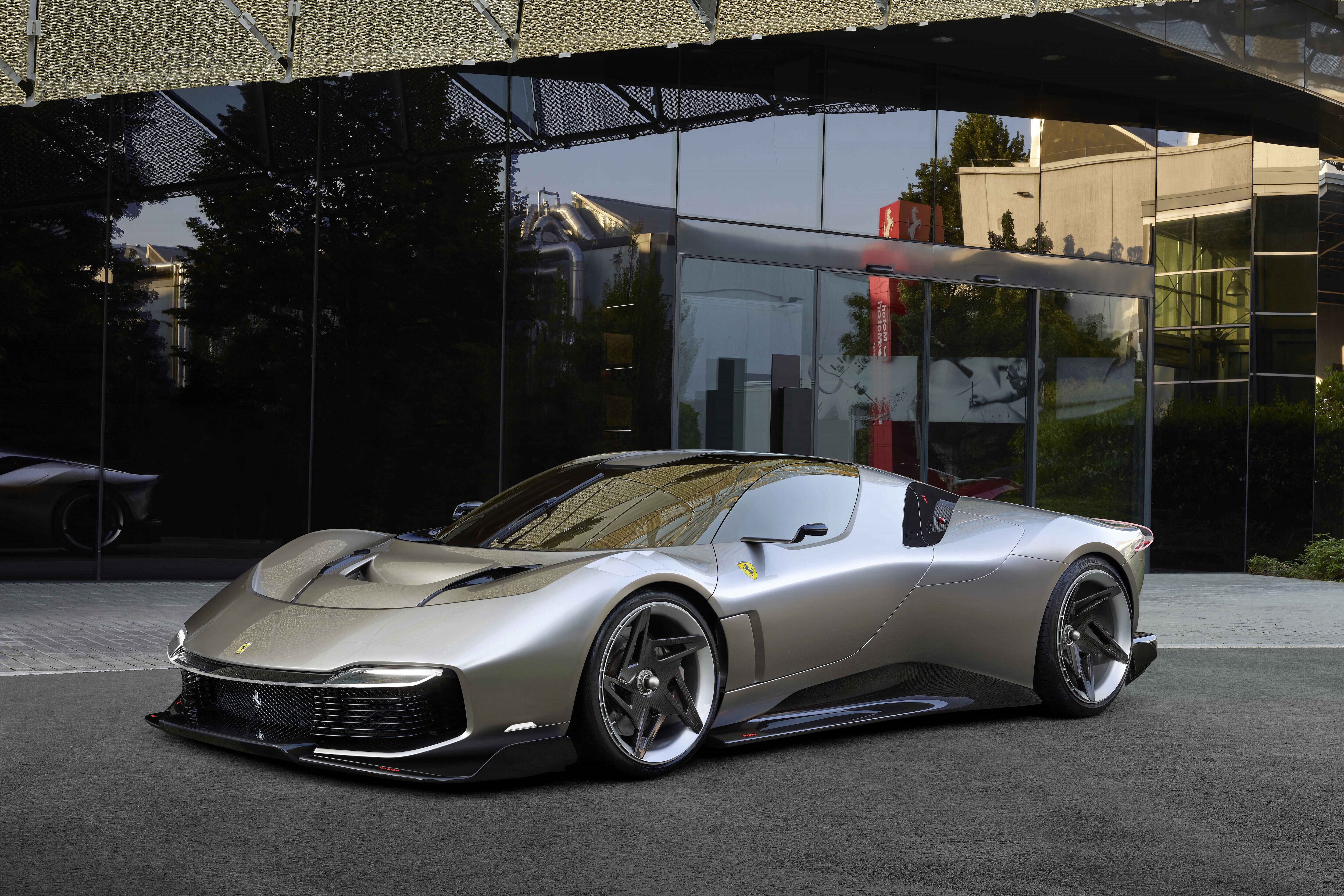 Суперкар Ferrari KC23: единственный в мире Ferrari от мастерской Ferrari  Special Projects