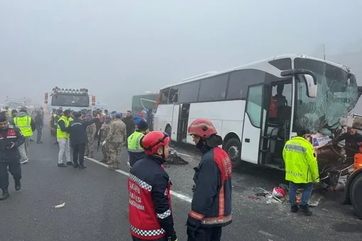 ДТП в Турции: 10 пассажиров погибли и еще 59 человек получили серьезные травмы