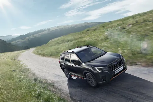 Честный полный привод и надежный вариатор: обзор Subaru Forester 2024 года 