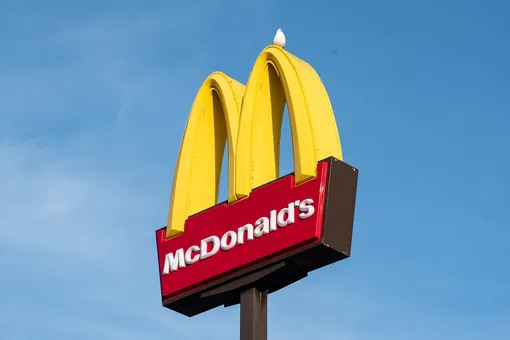 Они начинали с McDonald’s: миллиардеры, политики и спортсмены, которые поднялись с самых низов