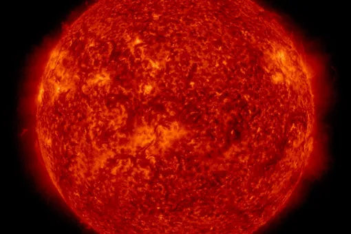 Активность Солнца упала до минимума: ученые советуют готовиться к магнитным бурям