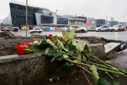 Теракт в Crocus City Hall: что известно на утро и кого успели задержать правоохранительные органы