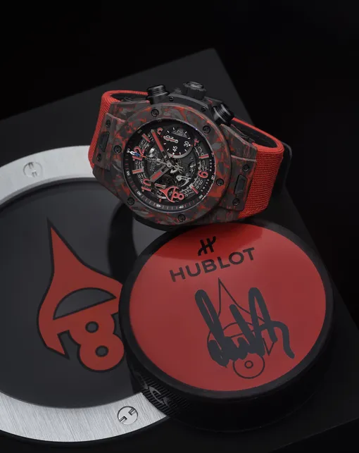 часы: Hublot Big Bang Unico Red Carbon Alex Ovechkin