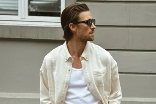 Что носить в жару: 7 тонких мужских рубашек, в которых кожа будет дышать